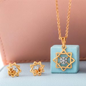 Timeless Diamond-Encrusted Necklace